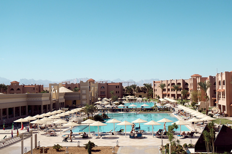 Stort poolområde på hotel Aqua Vista i Hurghada i Egypten